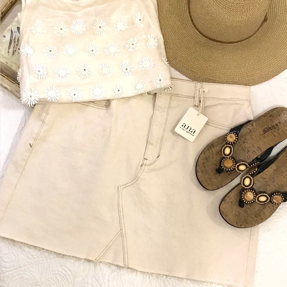 NWT a.n.a Natural Denim Skirt